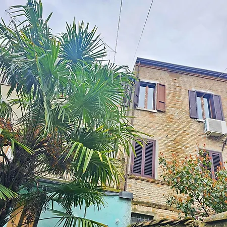 Ama Apartment Ferrara