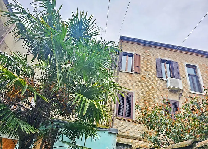 Ama Appartement Ferrara